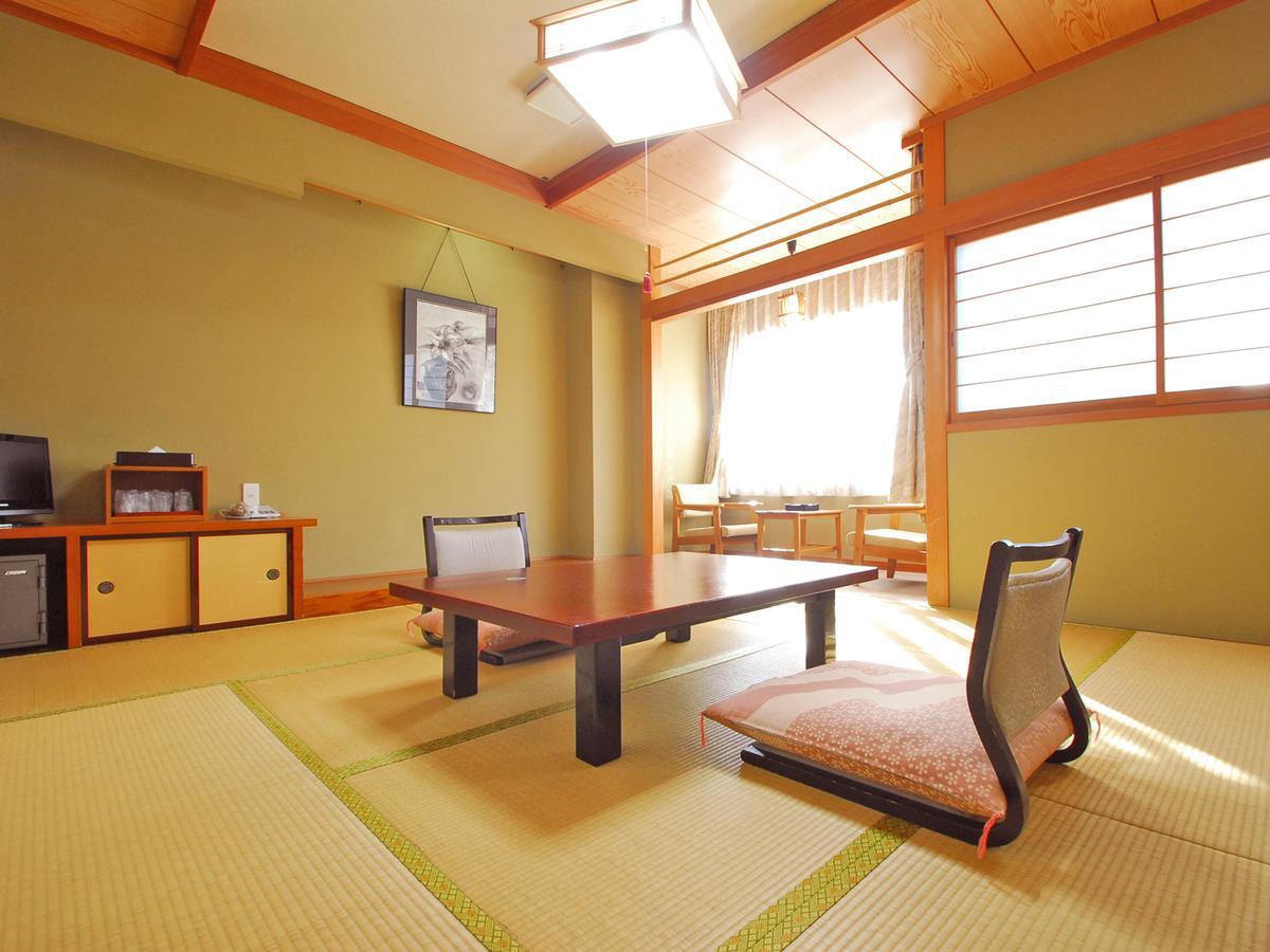Kagami Hotel Shimojomura Buitenkant foto