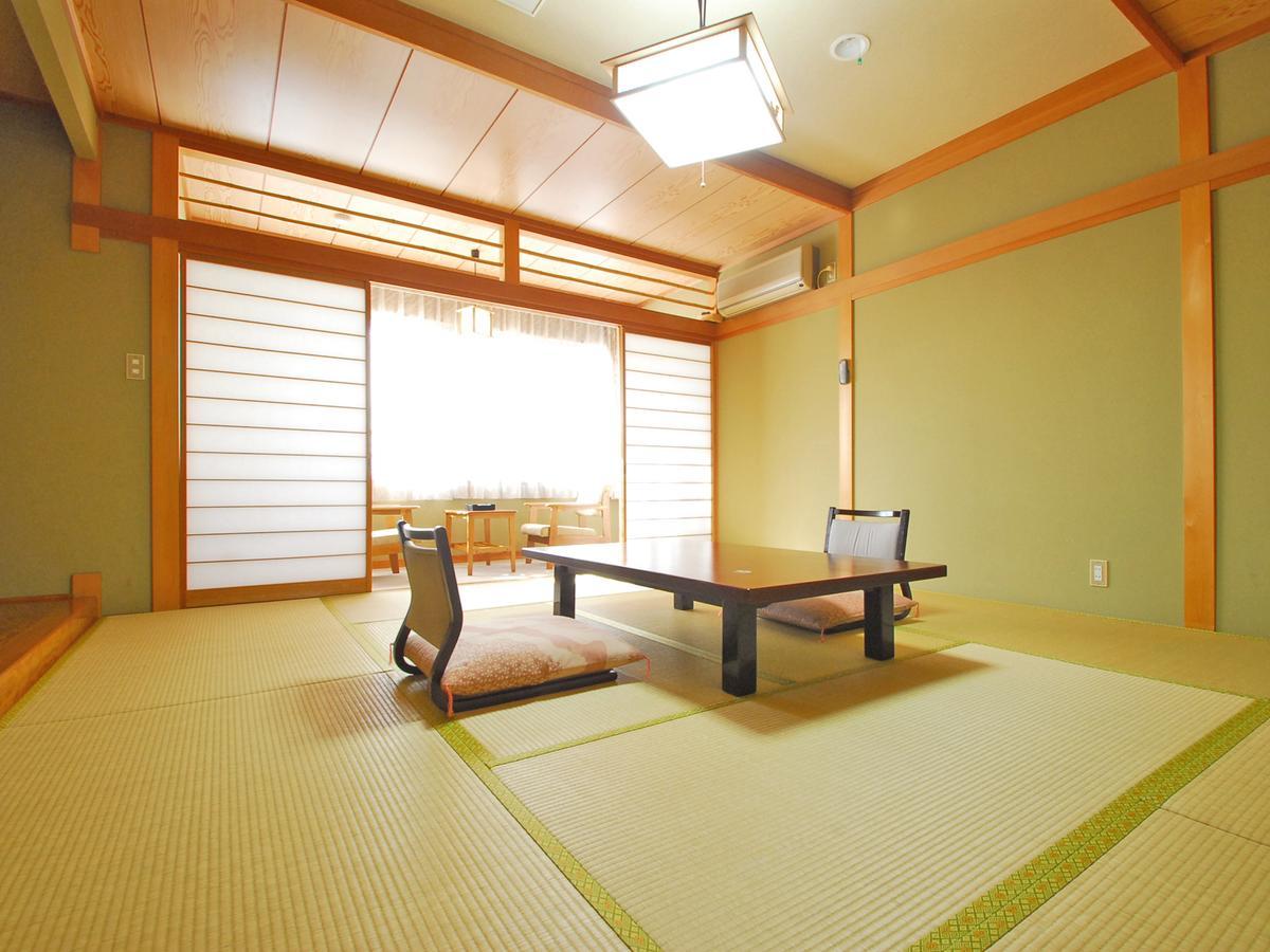 Kagami Hotel Shimojomura Buitenkant foto