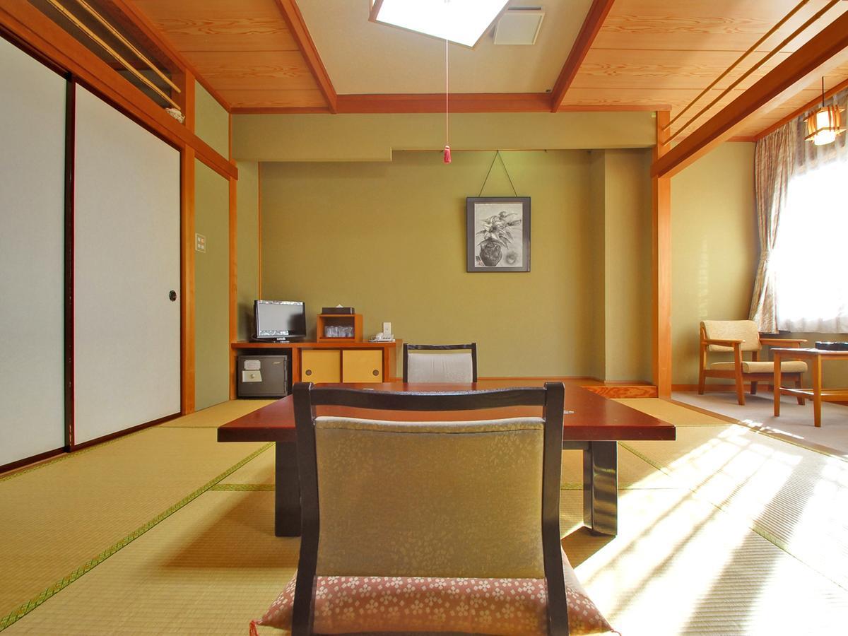 Kagami Hotel Shimojomura Buitenkant foto